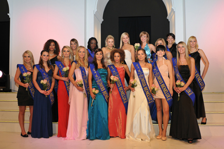 10 04 02 miss benelux 2011 halve finalisten